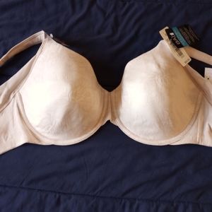 2/$25 NWT Bali Padded Bra 38 DD Flesh/Neutrt Colour